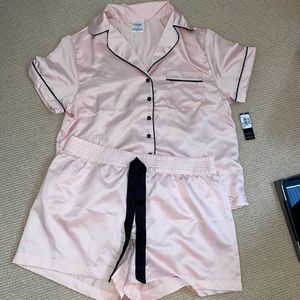 NWT ESSIE Pajama Set